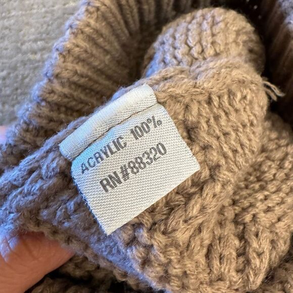 C.C Women's Tan Brown Cable Knit Neutral Winter Beanie - Picture 3 of 4